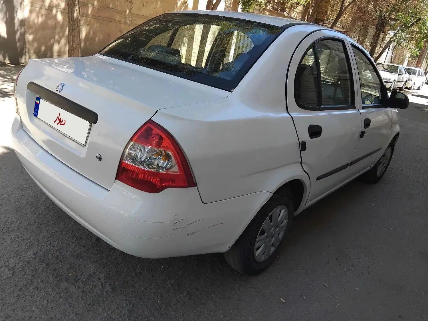 تیبا صندوق دار SX - 1400