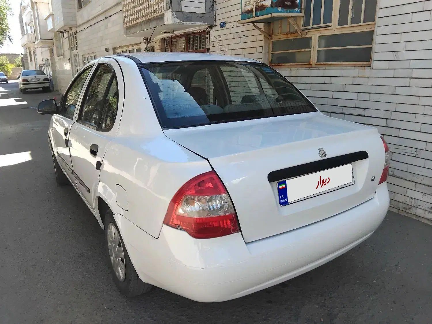 تیبا صندوق دار SX - 1400