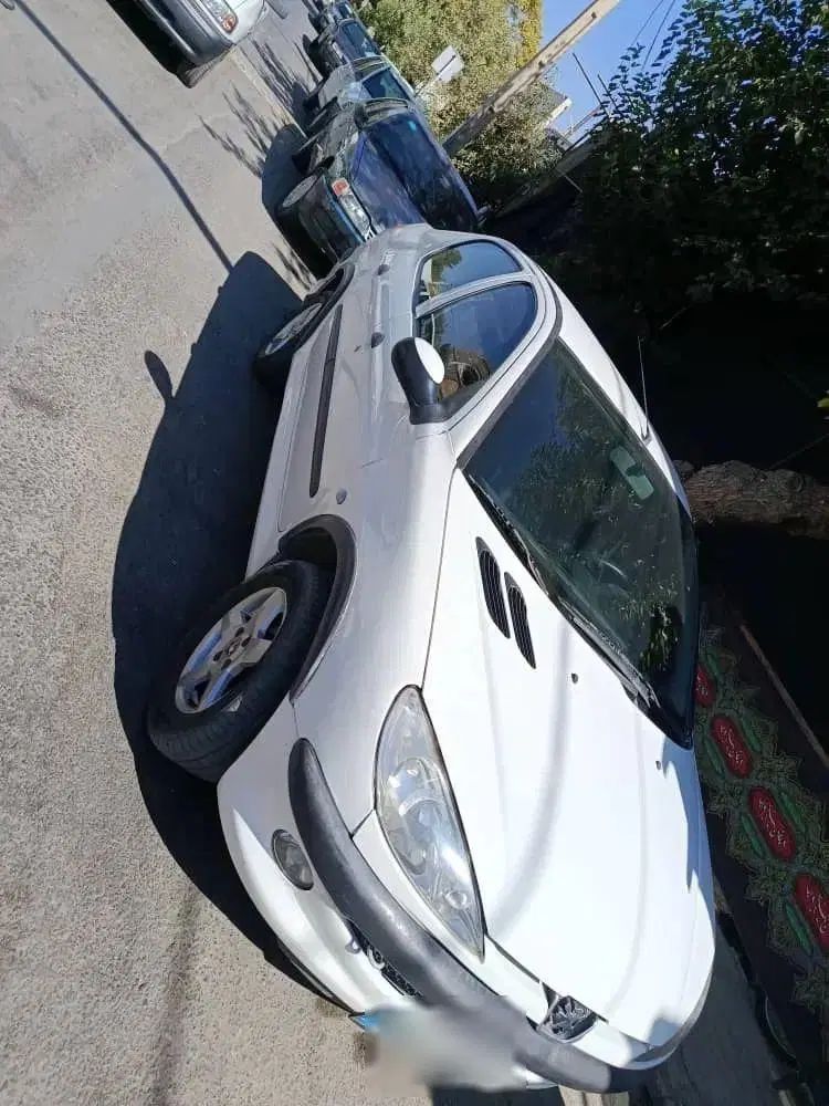 پژو ۲۰۶ صندوق دار v8 - 1393
