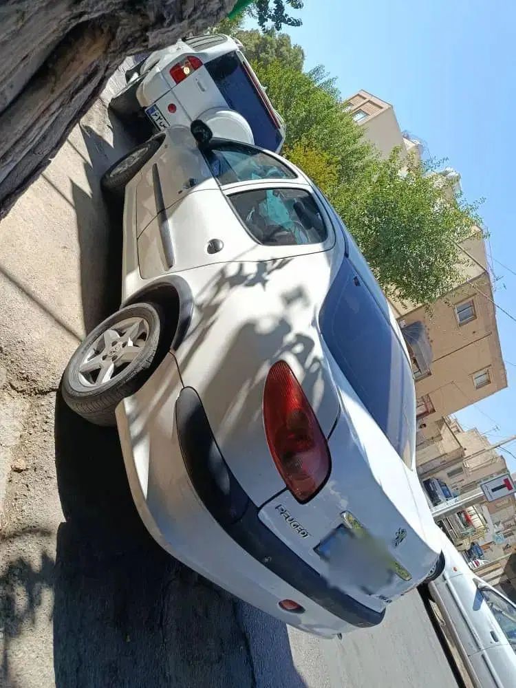 پژو ۲۰۶ صندوق دار v8 - 1393