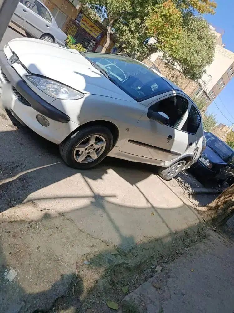 خودرو پژو، ۲۰۶ صندوق دار آگهی ann_20229224