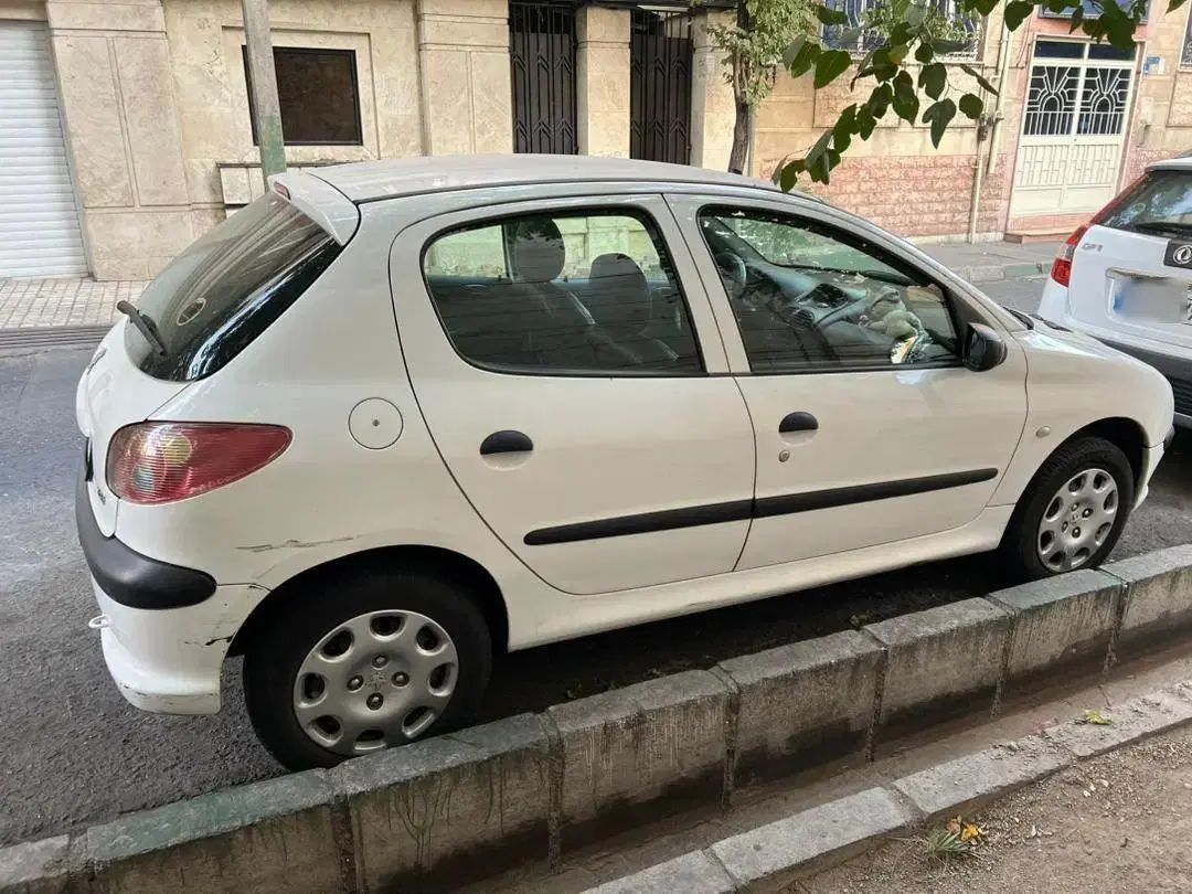پژو 206 تیپ 2 - 1395