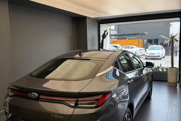 کی ام سی EJ7 پلاس - 2024