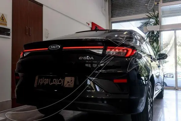 کی ام سی EJ7 پلاس - 2024