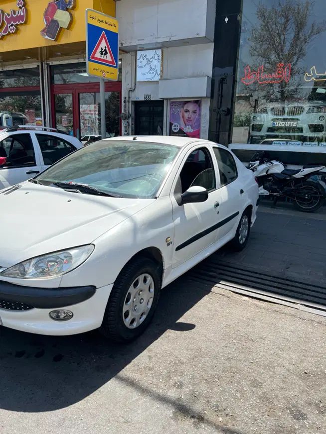 پژو ۲۰۶ صندوق دار v8 - 1390