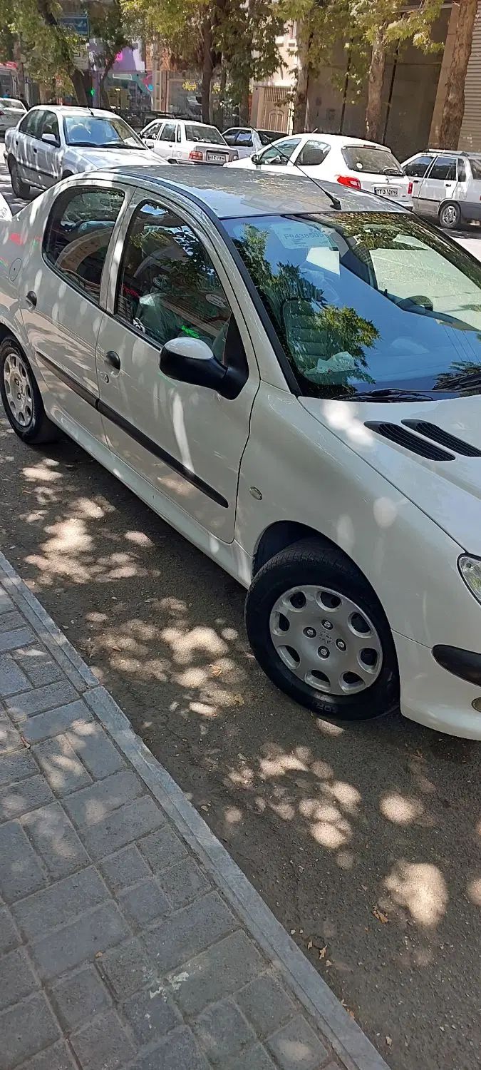 پژو ۲۰۶ صندوق دار v8 - 1397