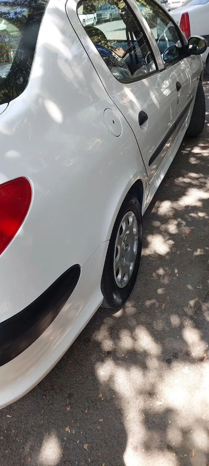 پژو ۲۰۶ صندوق دار v8 - 1397