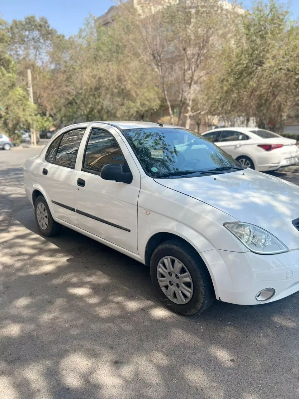 تیبا صندوق دار SX - 1400