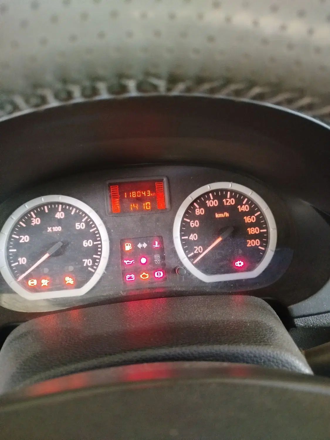 رنو تندر 90 E2 - 1396
