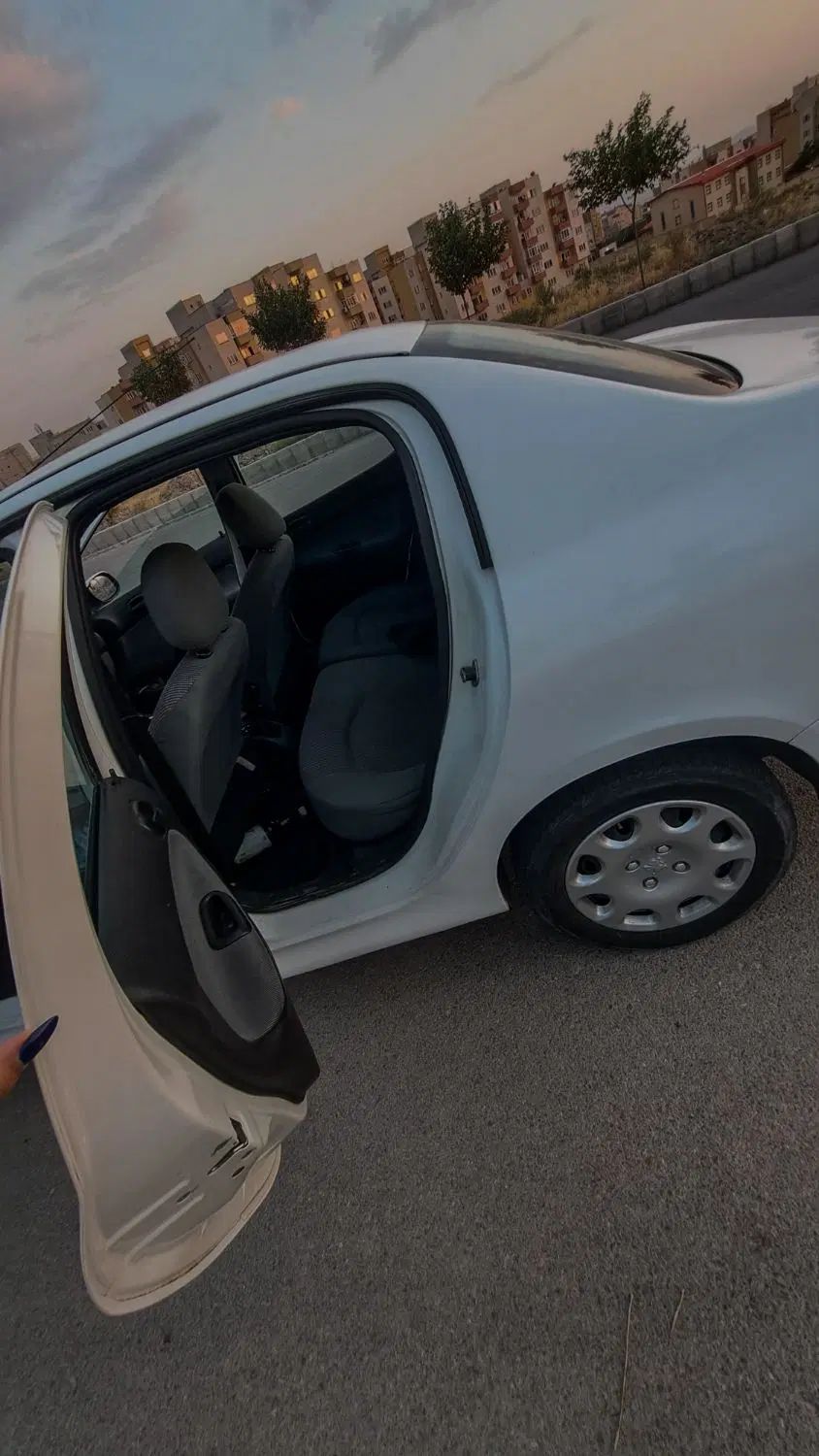 پژو ۲۰۶ صندوق دار v8 - 1394
