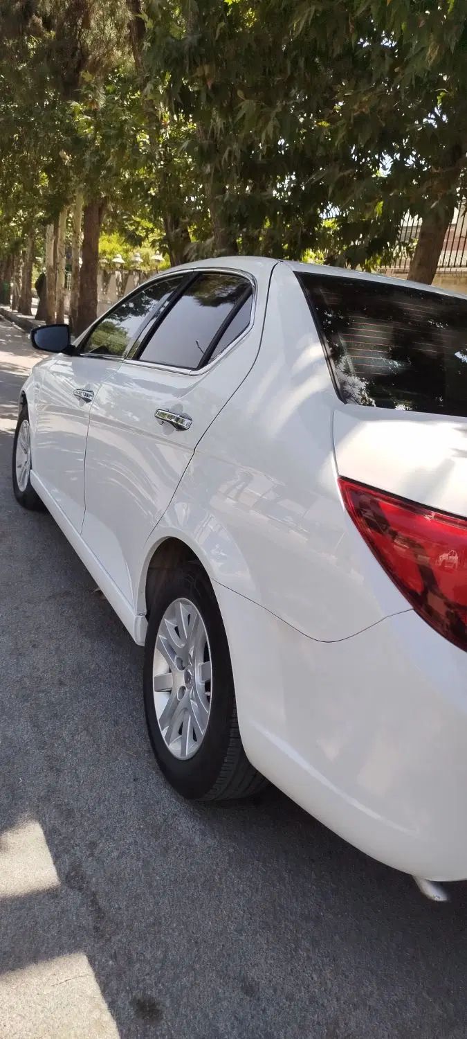دنا پلاس ۵ دنده EF7 - 1398