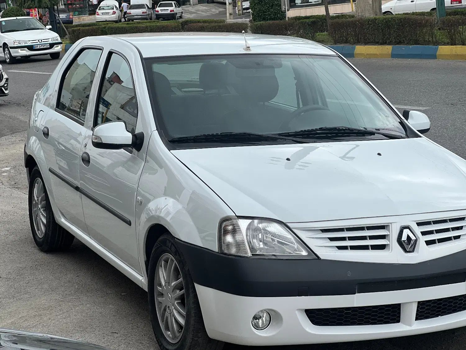 خودرو رنو، تندر 90 آگهی ann_20231538