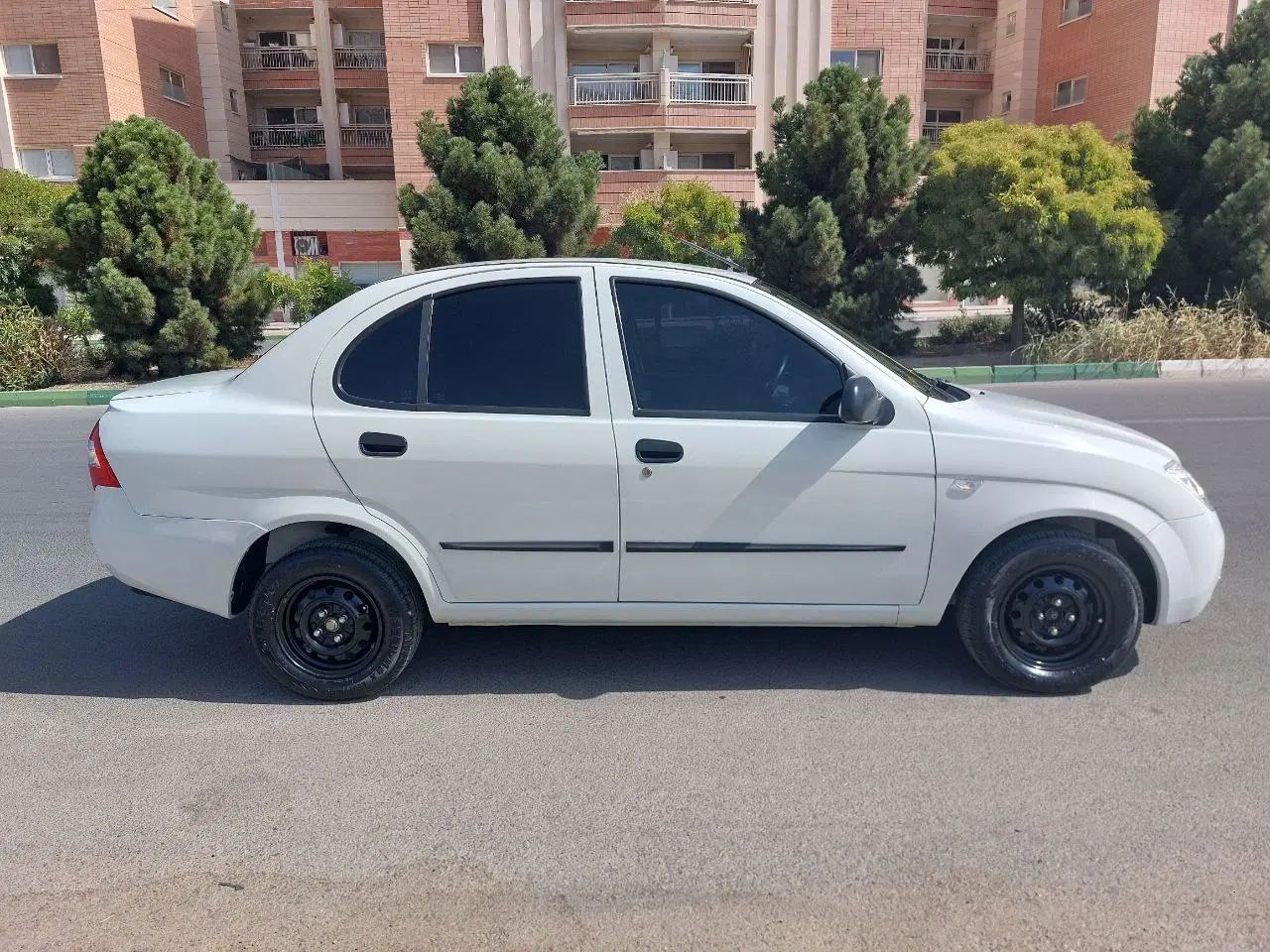 تیبا صندوق دار SX - 1399