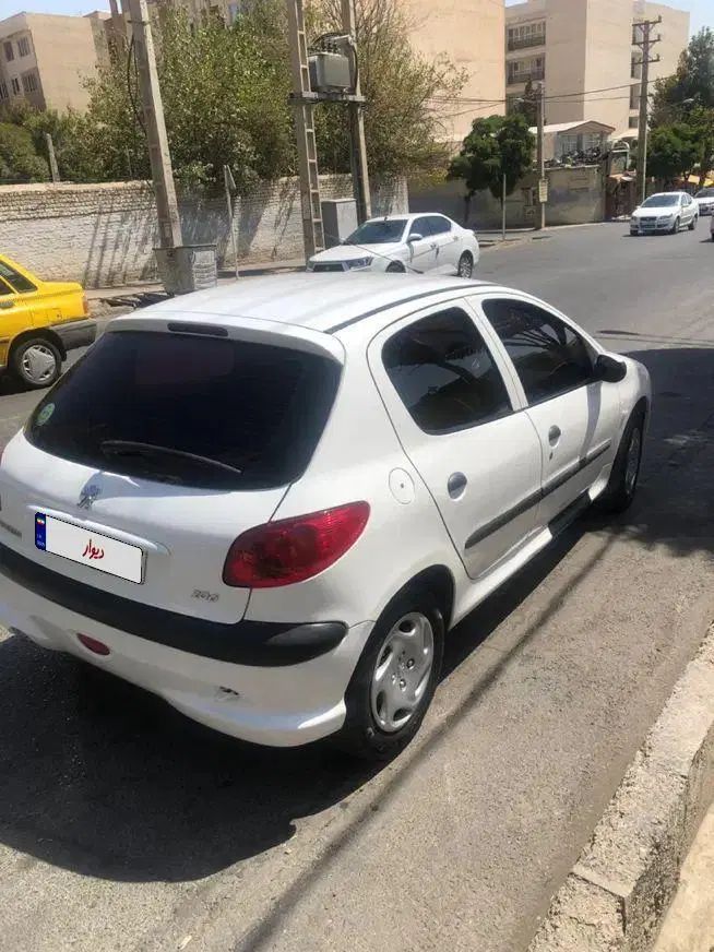 پژو 206 تیپ 2 - 1398