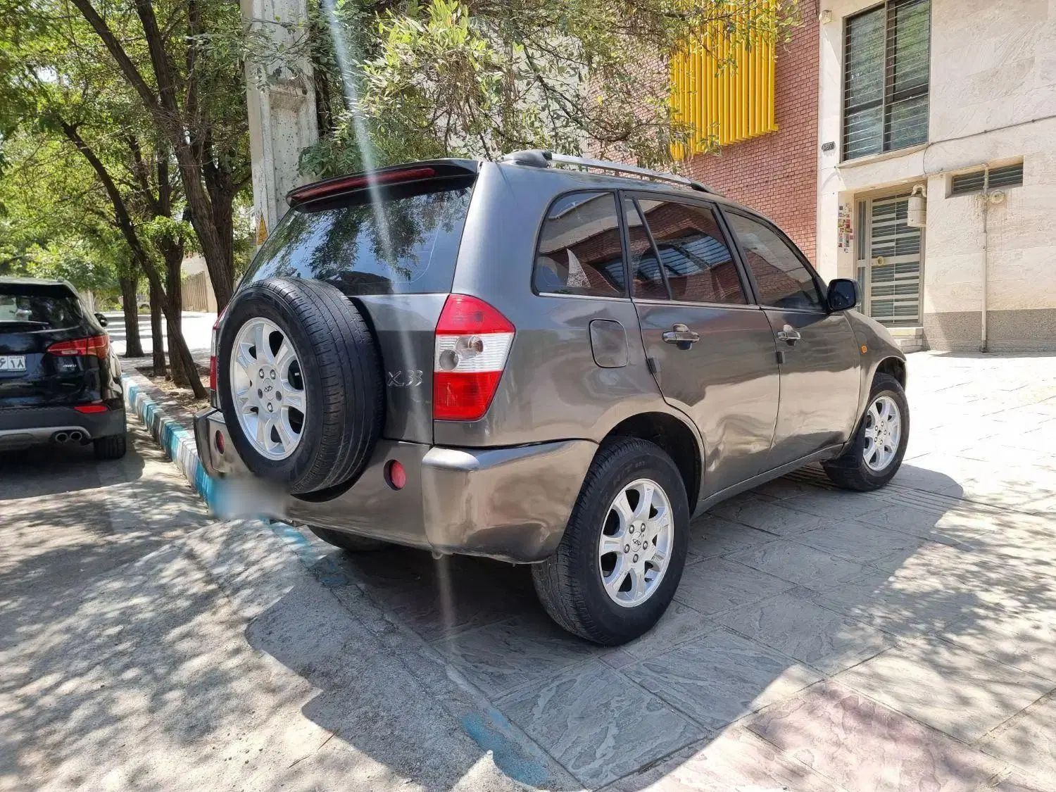 ام وی ام X33 دنده‌ای ساده - 1391