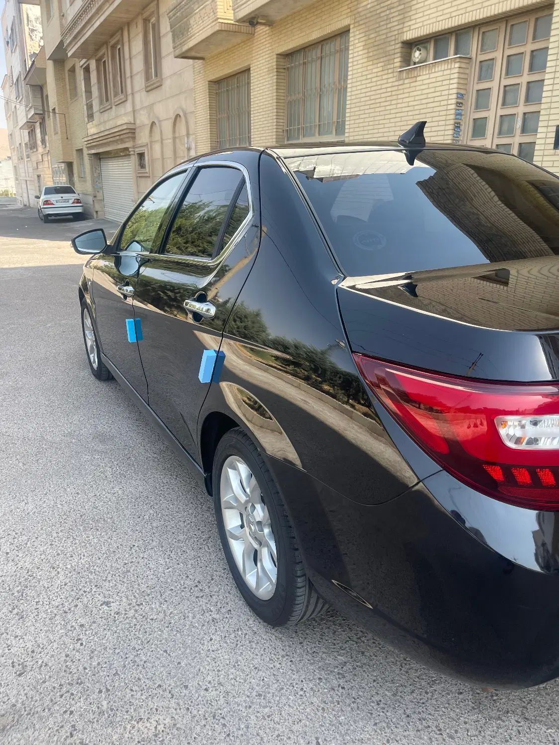 دنا پلاس توربو اتوماتیک - 1403