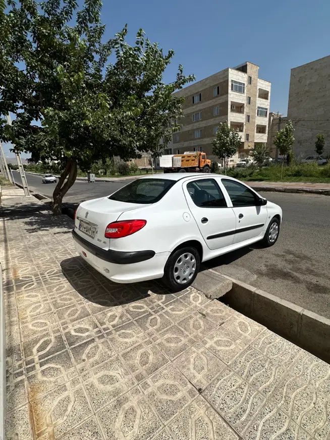 پژو ۲۰۶ صندوق دار v8 - 1394