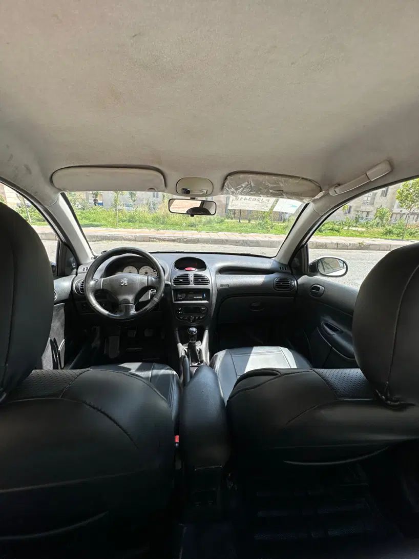 پژو ۲۰۶ صندوق دار v8 - 1394