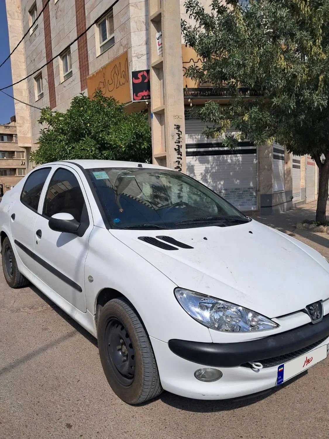 پژو ۲۰۶ صندوق دار v8 - 1399