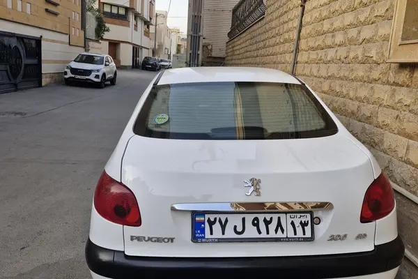 پژو ۲۰۶ صندوق دار v8 - 1398