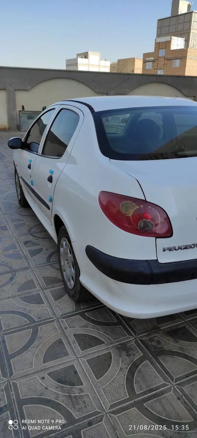 پژو ۲۰۶ صندوق دار v8 - 1393