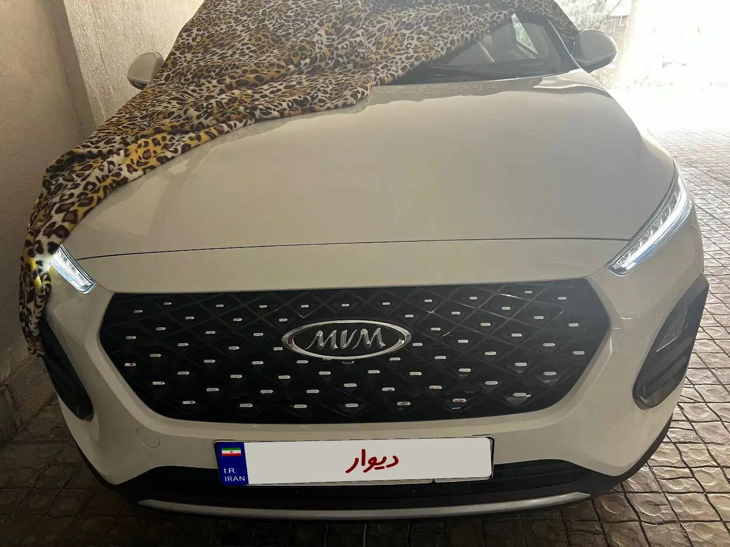 ام وی ام X22 پرو اتوماتیک IE - 1402
