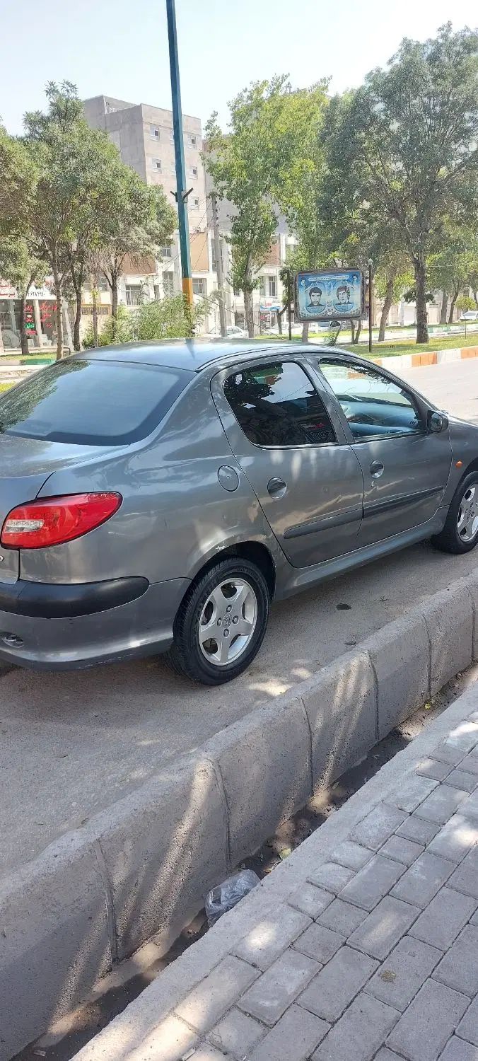 پژو ۲۰۶ صندوق دار v8 - 1386