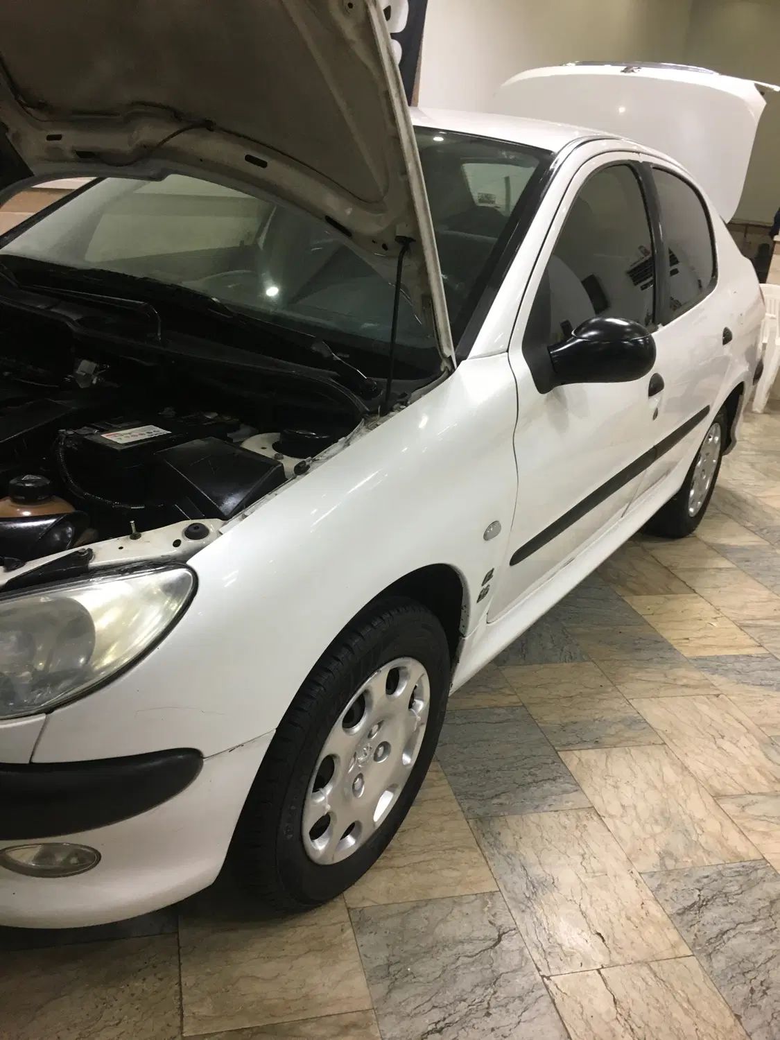 پژو ۲۰۶ صندوق دار v8 - 1390