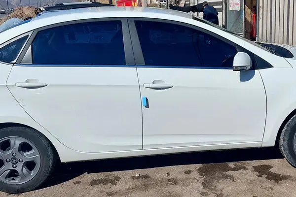 جک J4 اتوماتیک ساده - 1401