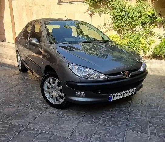پژو ۲۰۶ صندوق دار v8 - 1395
