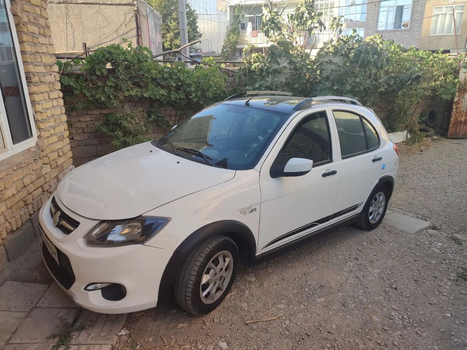 خودرو کوییک، R آگهی ann_20233641