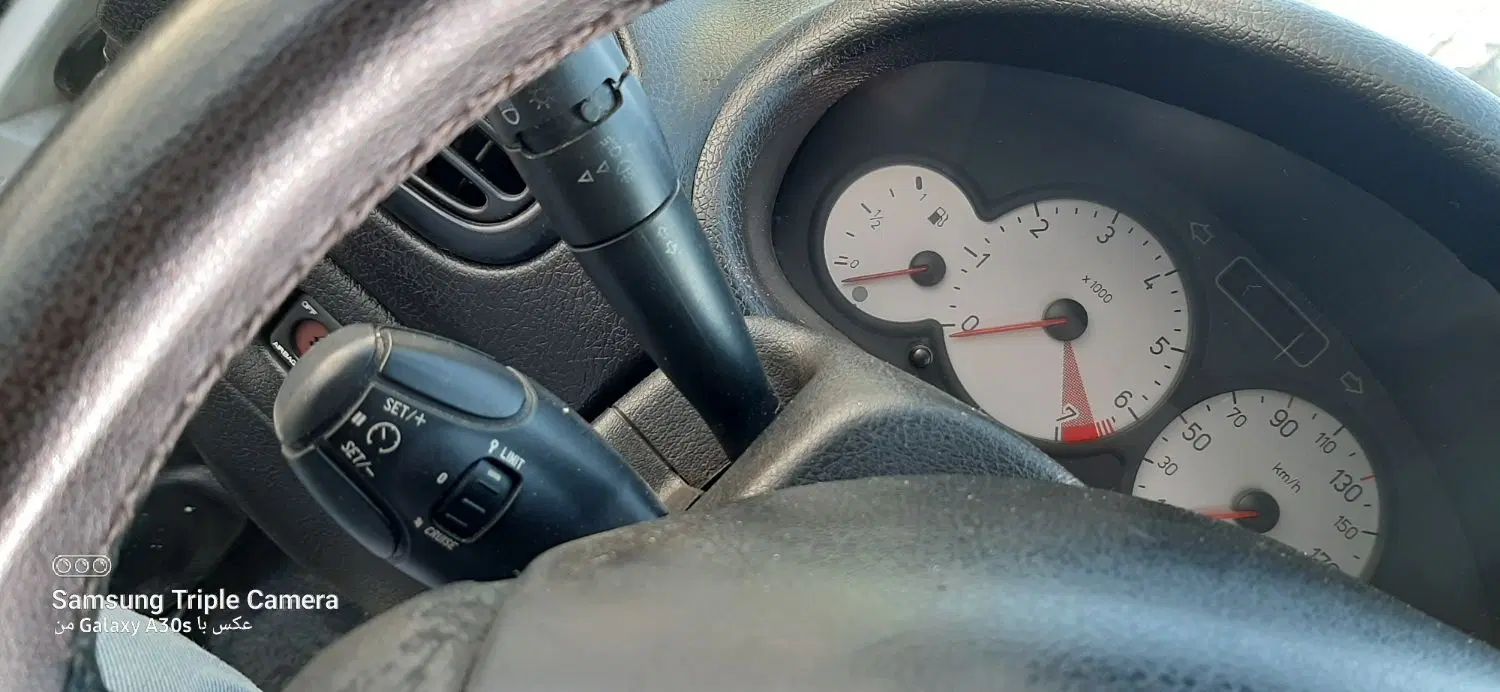 پژو ۲۰۶ صندوق دار v8 - 1389