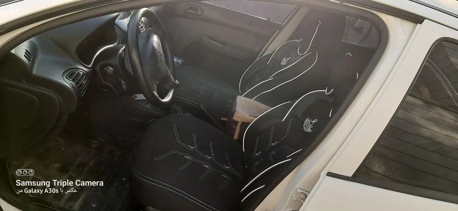 پژو ۲۰۶ صندوق دار v8 - 1389