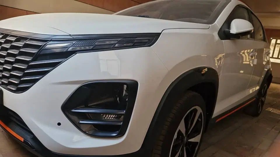 خودرو ام وی ام، X33 آگهی ann_20233665