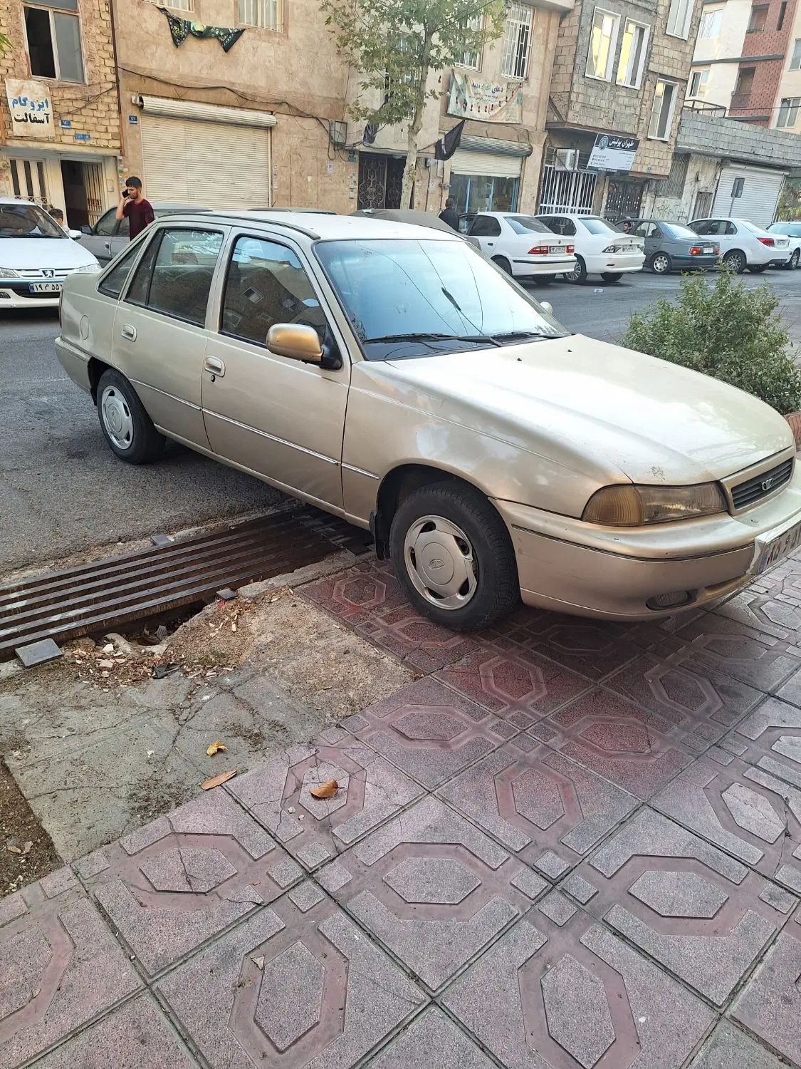 دوو سیلو سدان - 1381