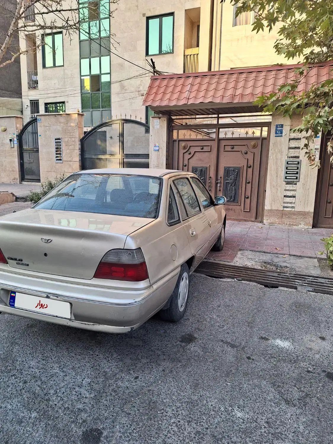 دوو سیلو سدان - 1381