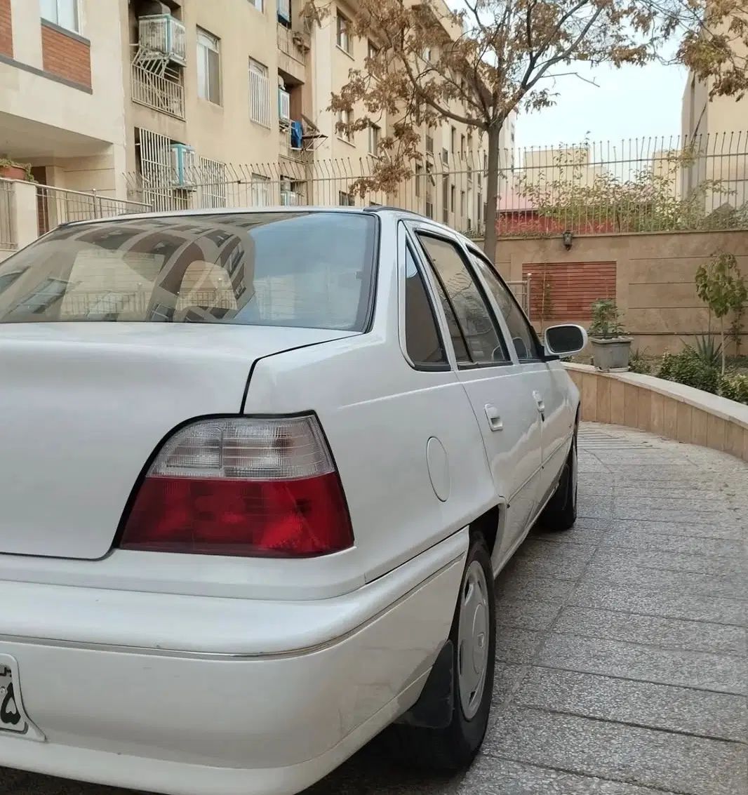 دوو سیلو سدان - 1382