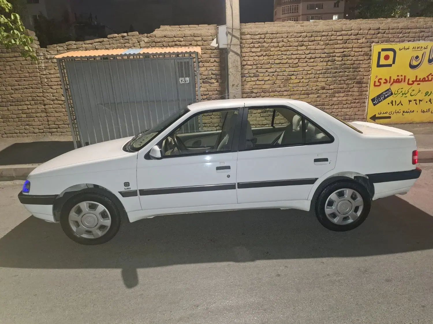 پژو 405 SLX بنزینی TU5 - 1400