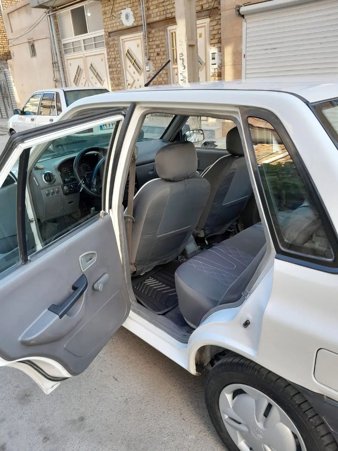 پراید 131 SE - 1392