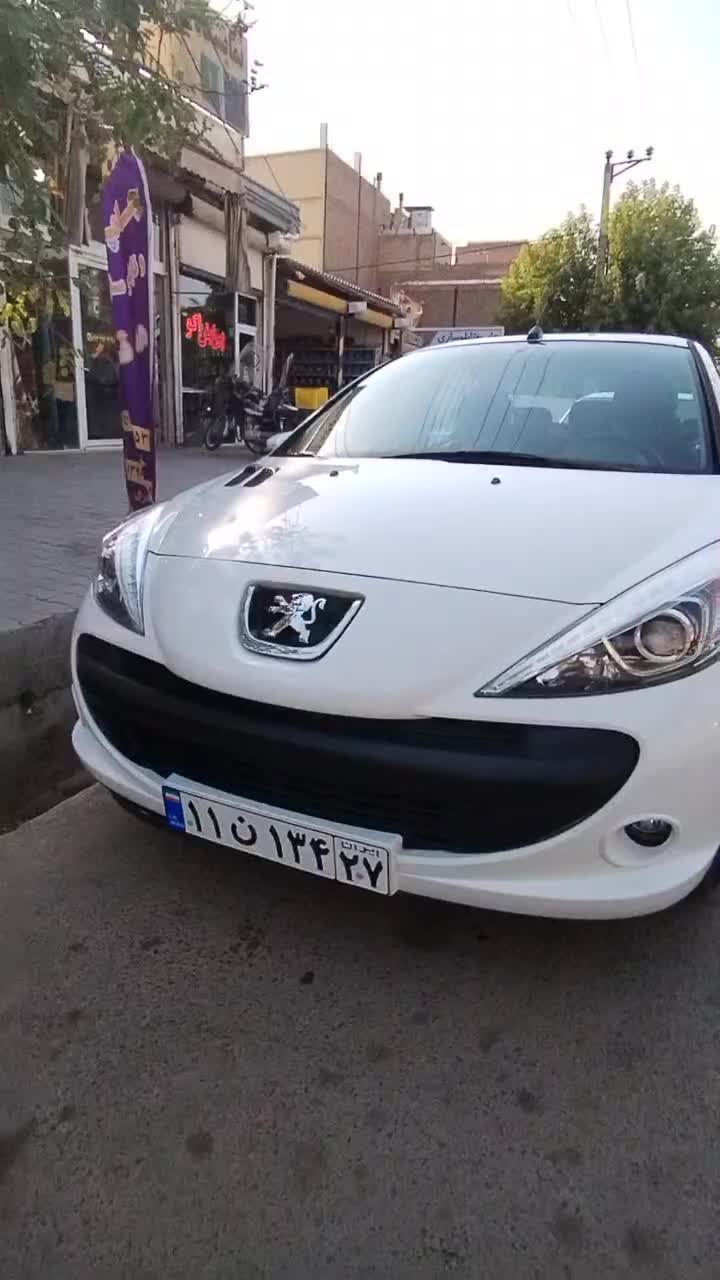 پژو ۲۰۶ صندوق دار v8 - 1397