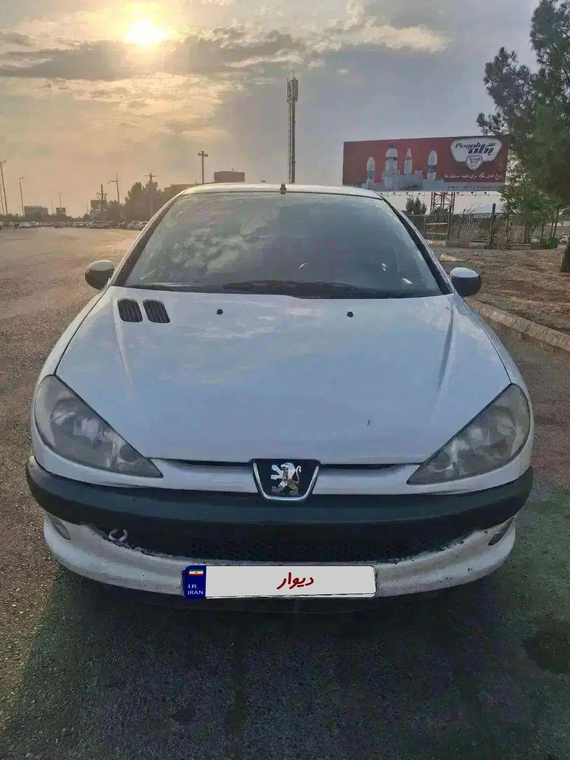 پژو ۲۰۶ صندوق دار v20 - 1388