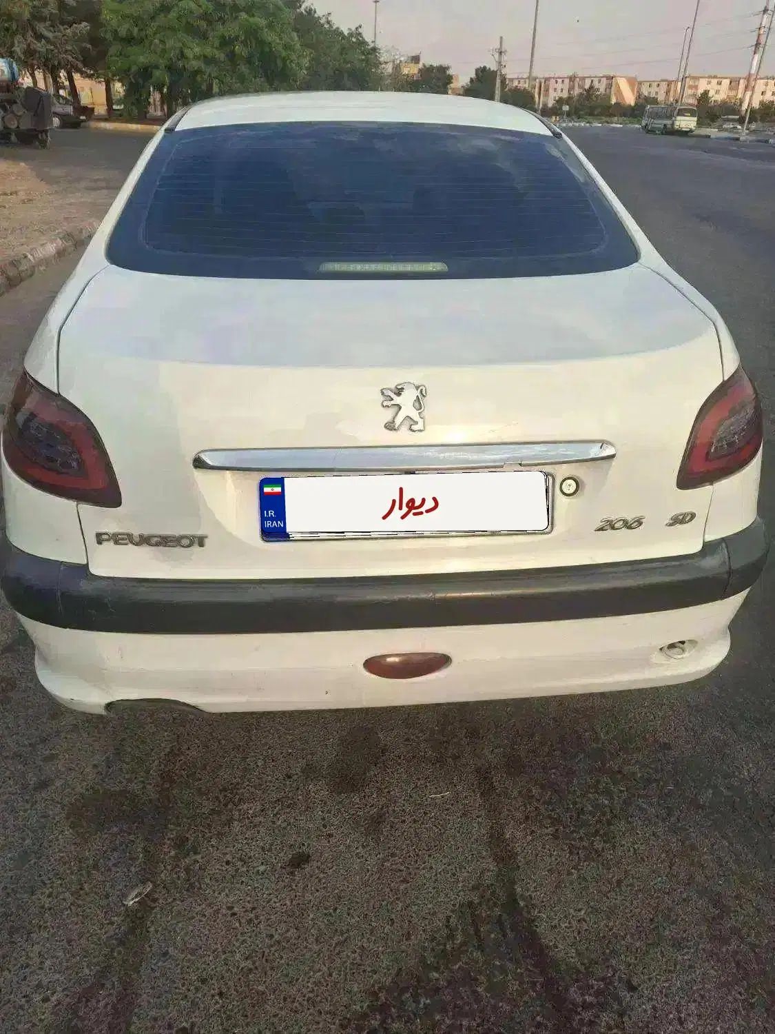 پژو ۲۰۶ صندوق دار v20 - 1388