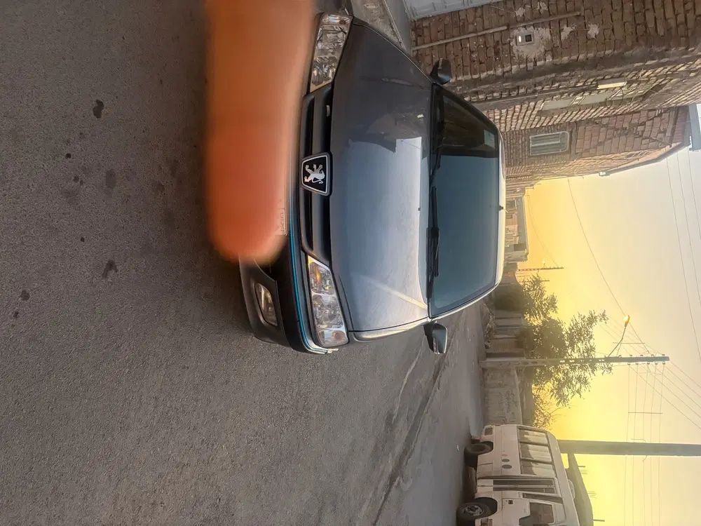 پژو پارس XU7P - 1401