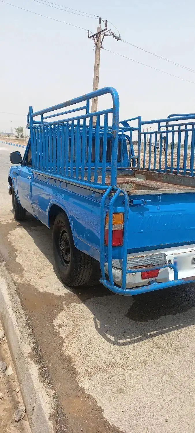 نیسان رونیز دنده‌ای - 1389