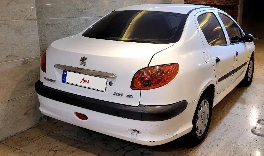 پژو ۲۰۶ صندوق دار v8 - 1393