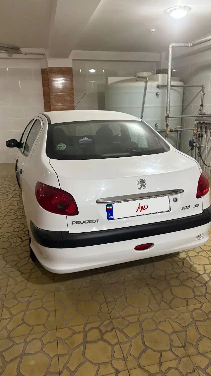 پژو ۲۰۶ صندوق دار v8 - 1400