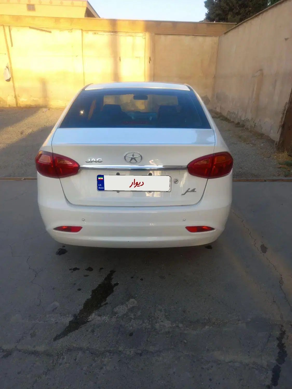 جک J4 اتوماتیک ساده - 1401