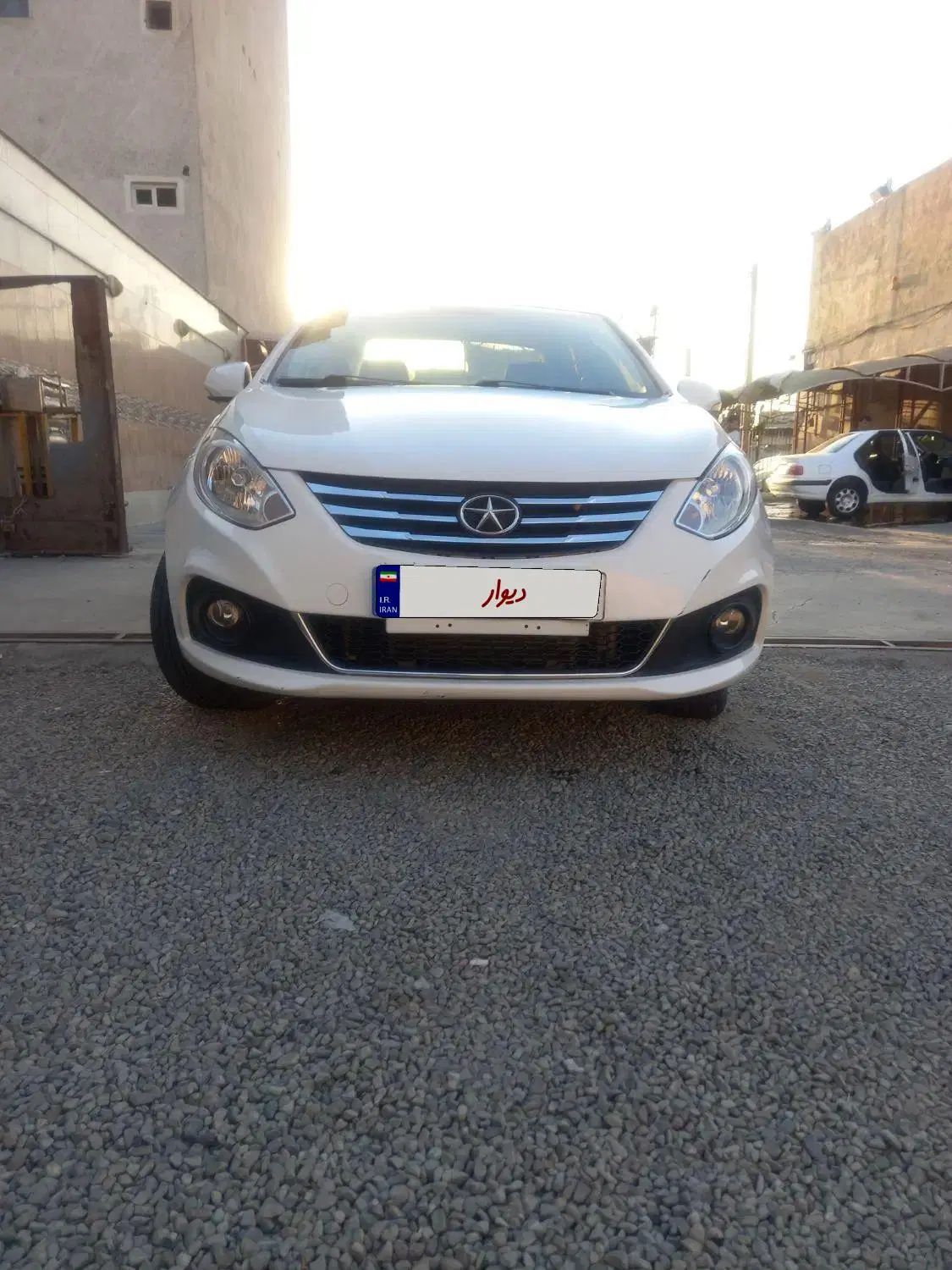جک J4 اتوماتیک ساده - 1401