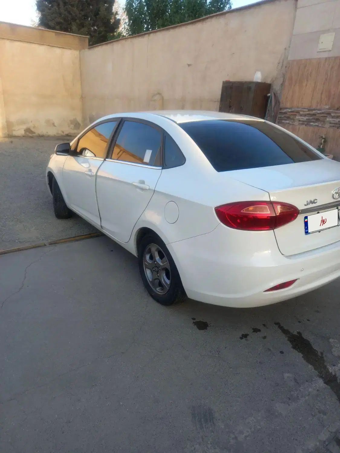 خودرو جک، J4 آگهی ann_20235179