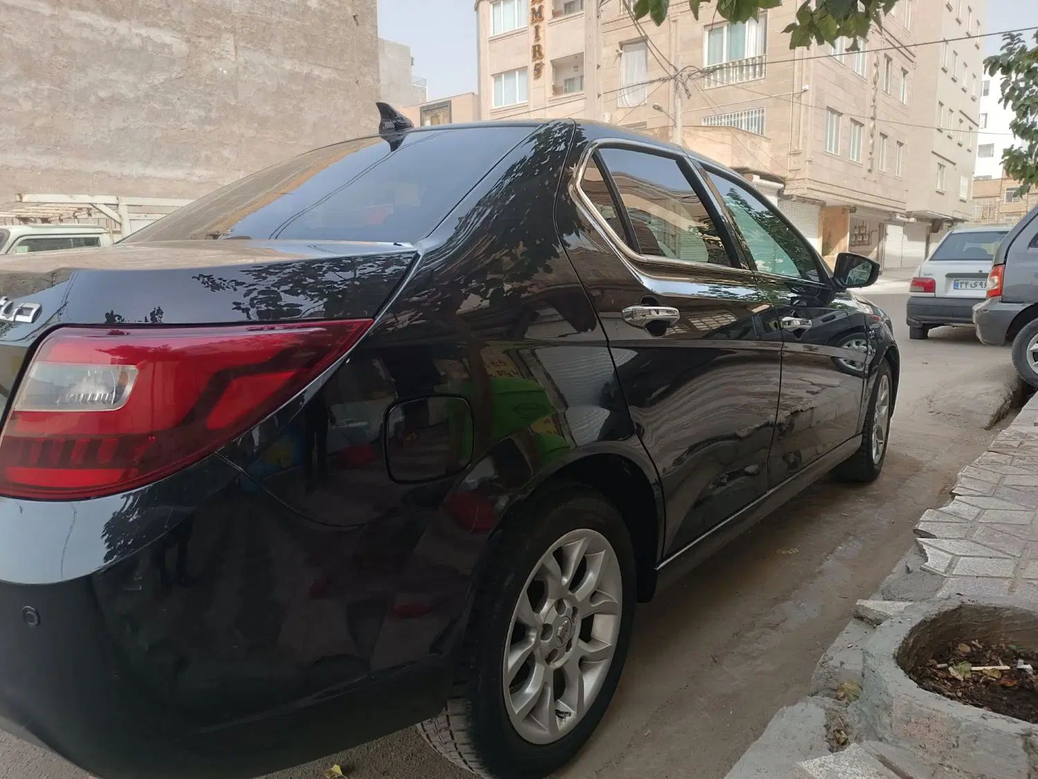 دنا پلاس توربو اتوماتیک - 1400